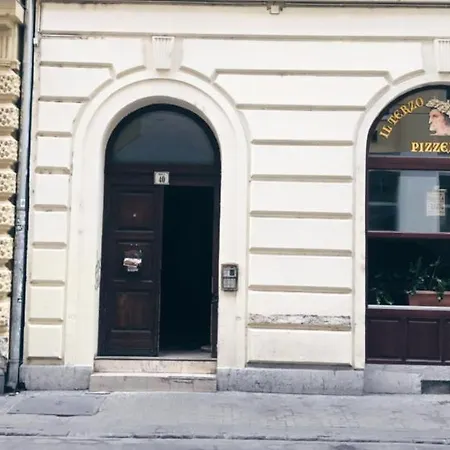 W&b Elegant Near The Zsinagógák Apartamento